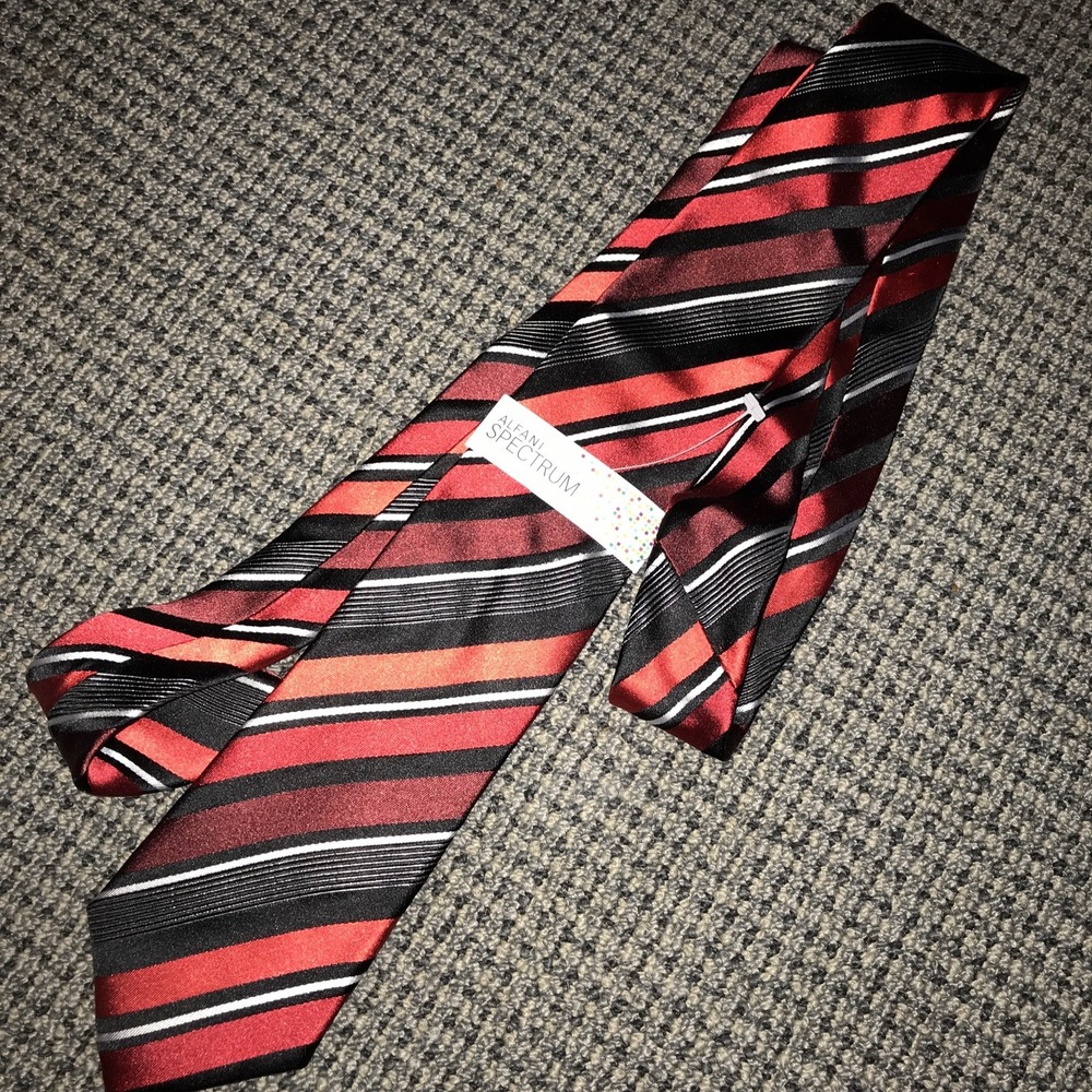 Alfani Spectrum NWT Red Tie‎